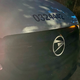 Imagen para el artículo titulado Por qué el servicio de correos de Estados Unidos ha quitado el emblema de Mercedes de sus nuevas camionetas